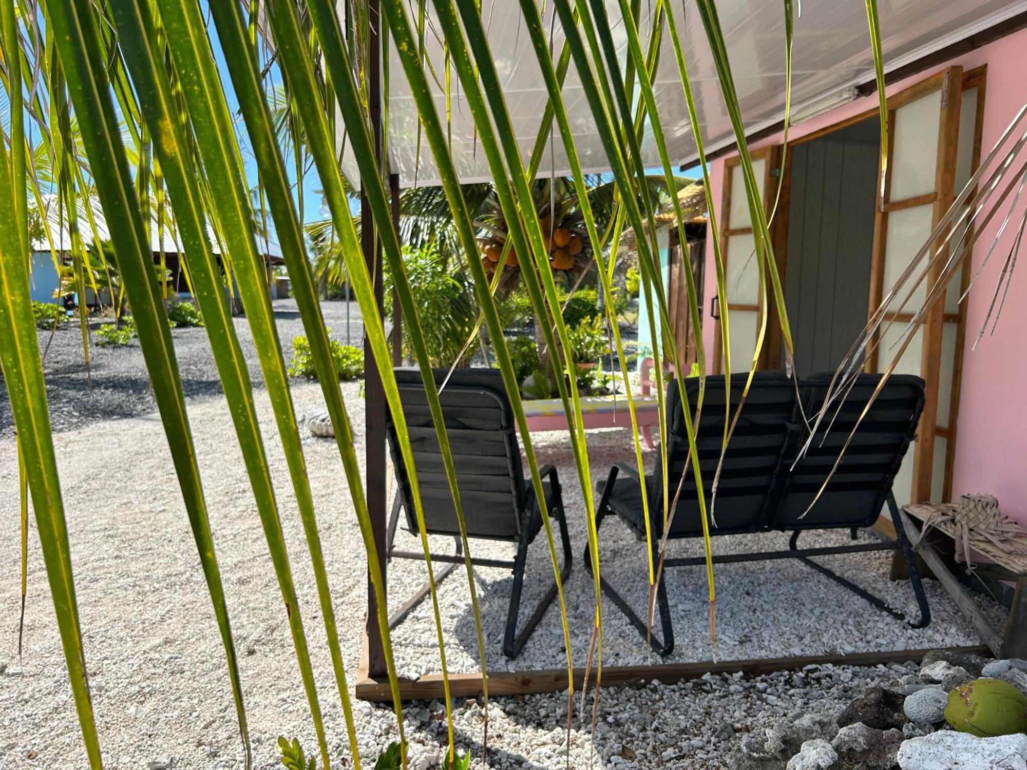 Rangiroa Bliss Hotel Tiputa Bagian luar foto