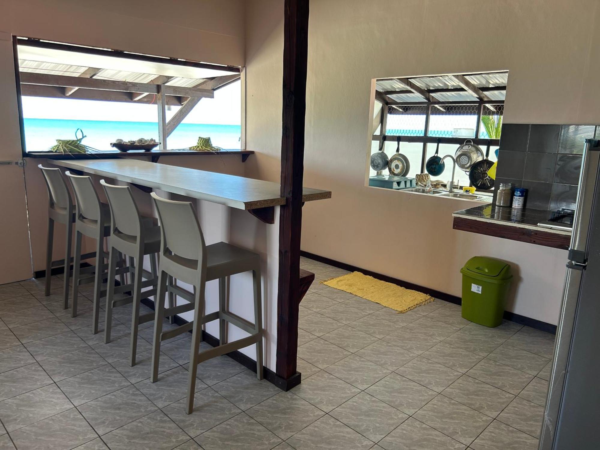 Rangiroa Bliss Hotel Tiputa Bagian luar foto