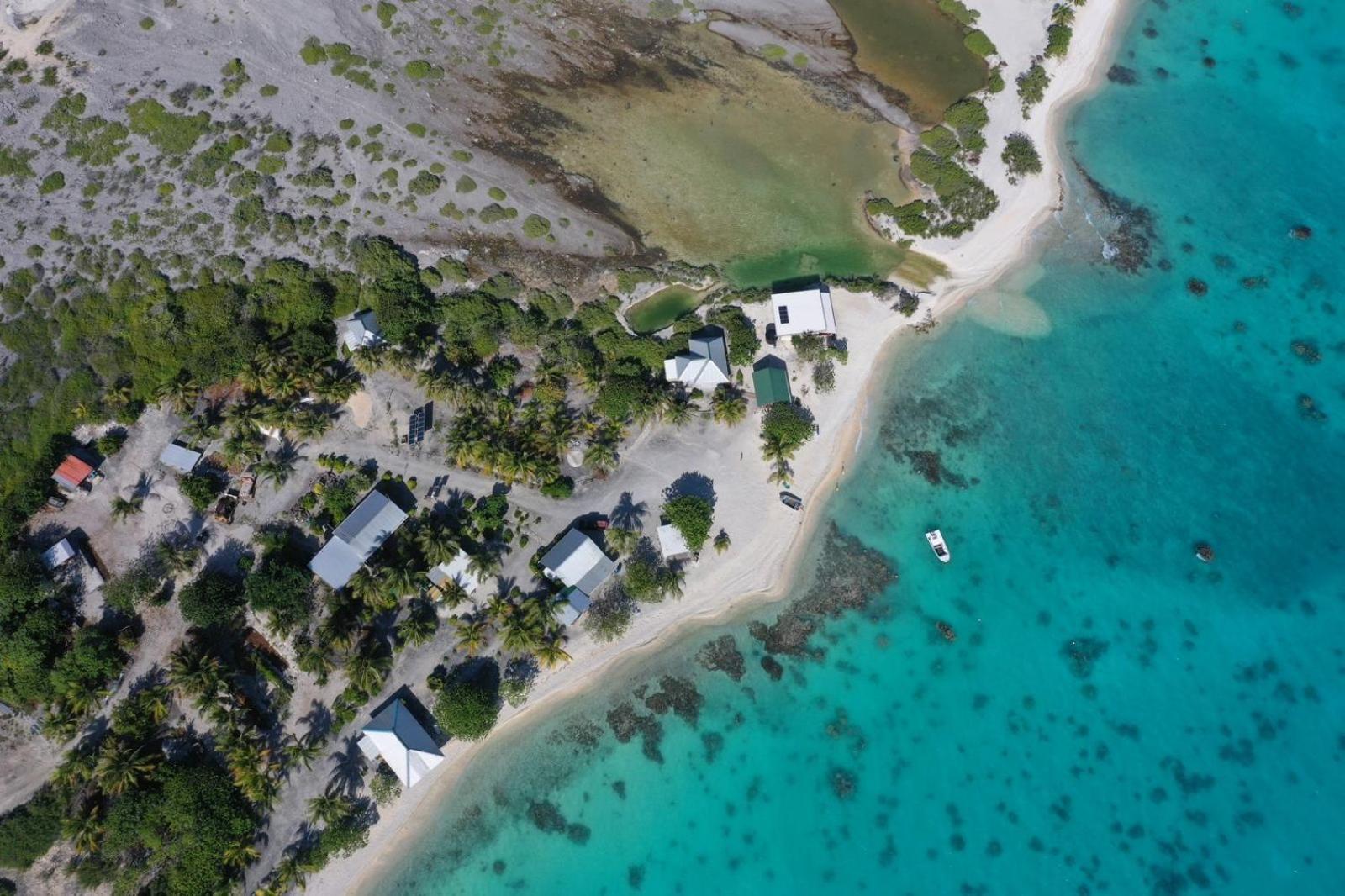 Rangiroa Bliss Hotel Tiputa Bagian luar foto
