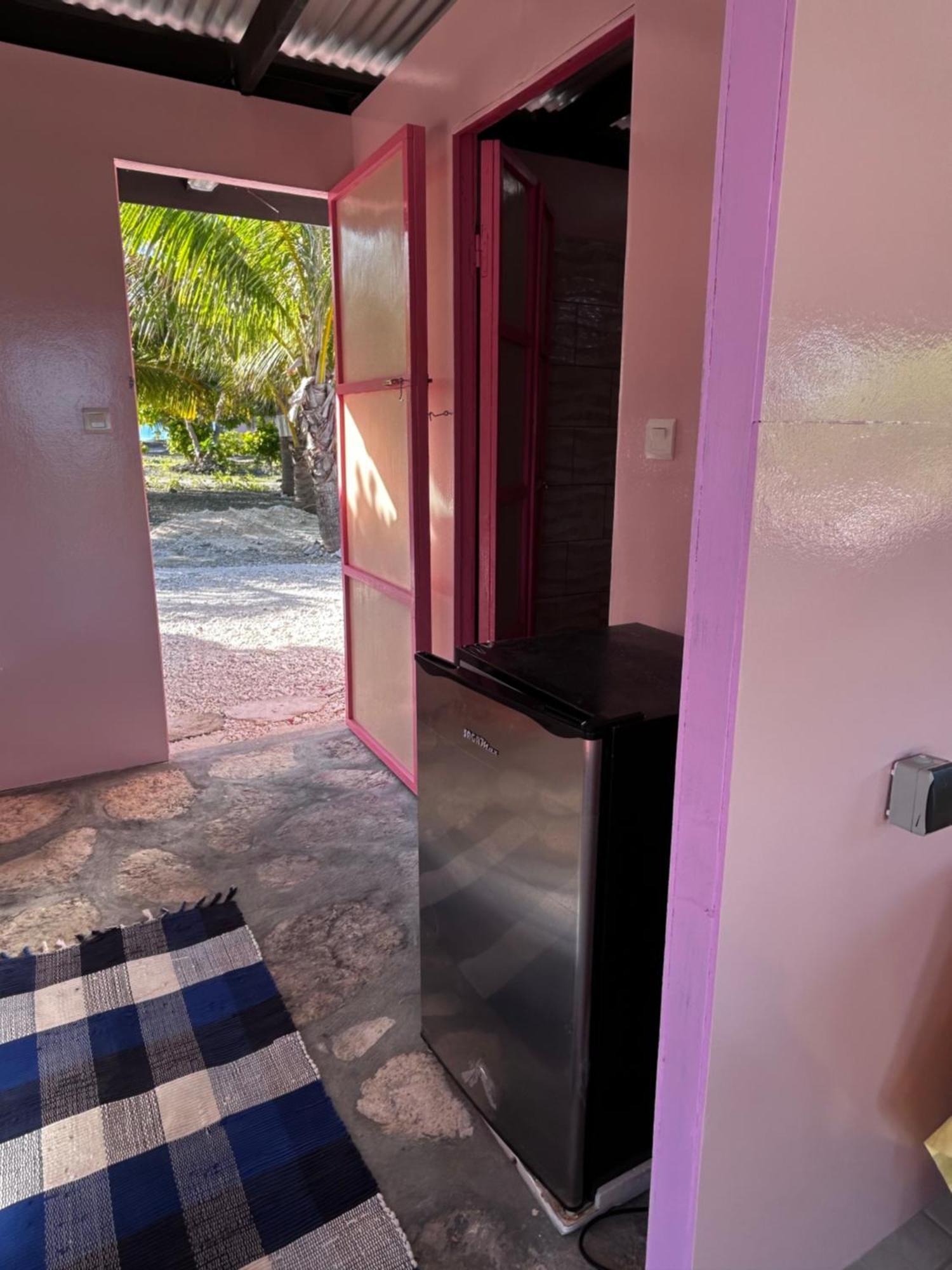 Rangiroa Bliss Hotel Tiputa Bagian luar foto