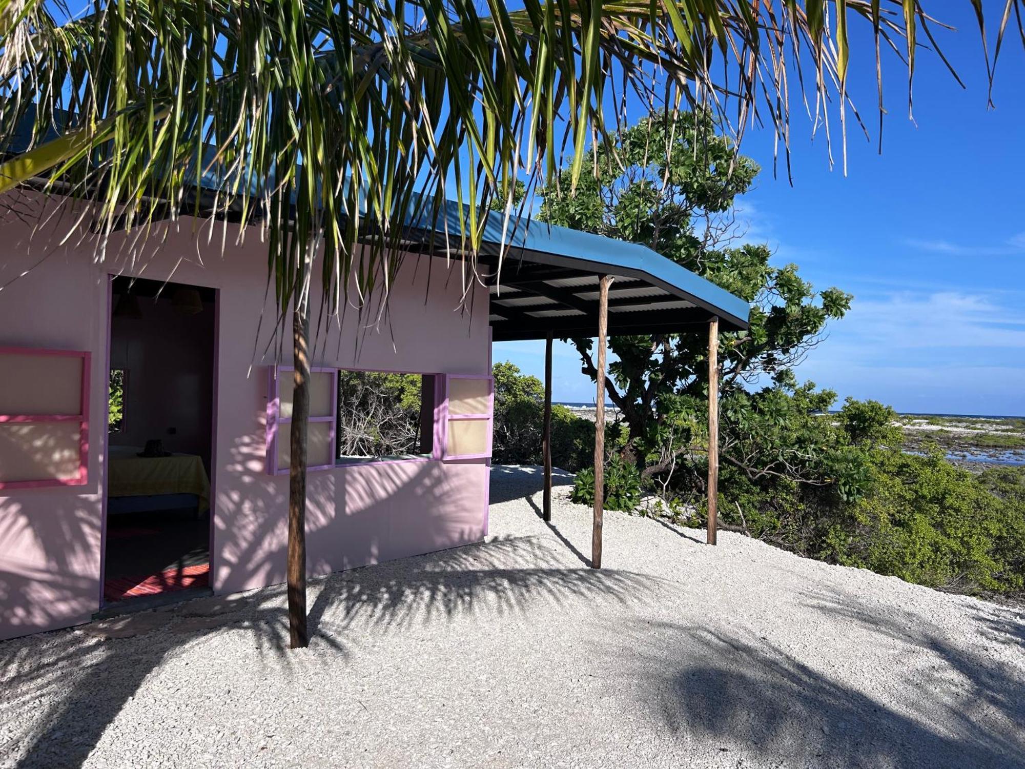 Rangiroa Bliss Hotel Tiputa Bagian luar foto